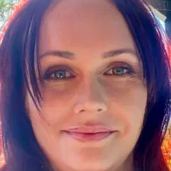 Sarah, a gifted psychic medium at Absolute Soul Secrets in Australia, offering compassionate guidance and trusted phone psychic readings.